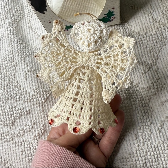 Handcrafted Cream Angel Ornament Stiff Crochet - Picture 3 of 4